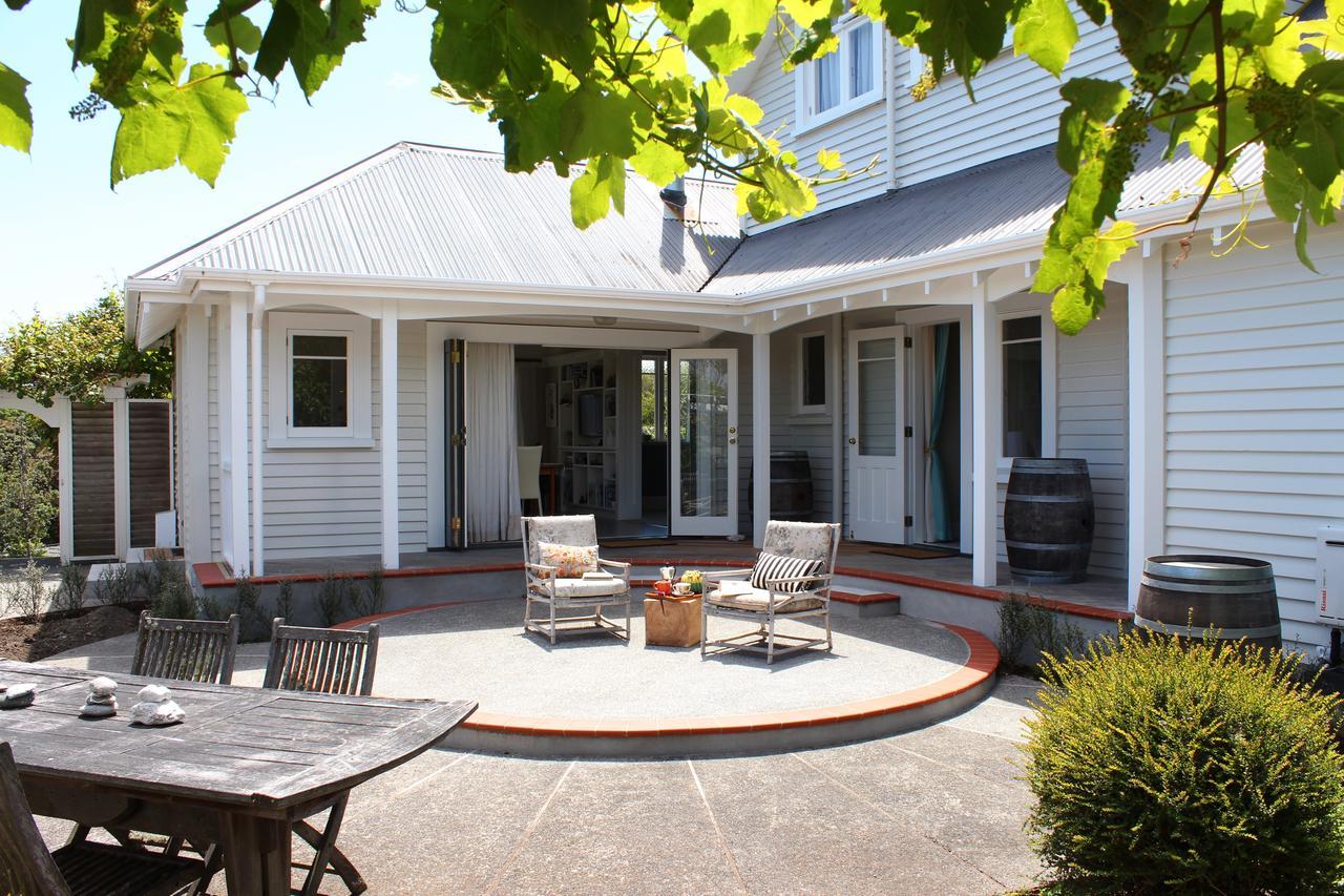 Browns Boutique Bed And Breakfast วังกานุย ภายนอก รูปภาพ